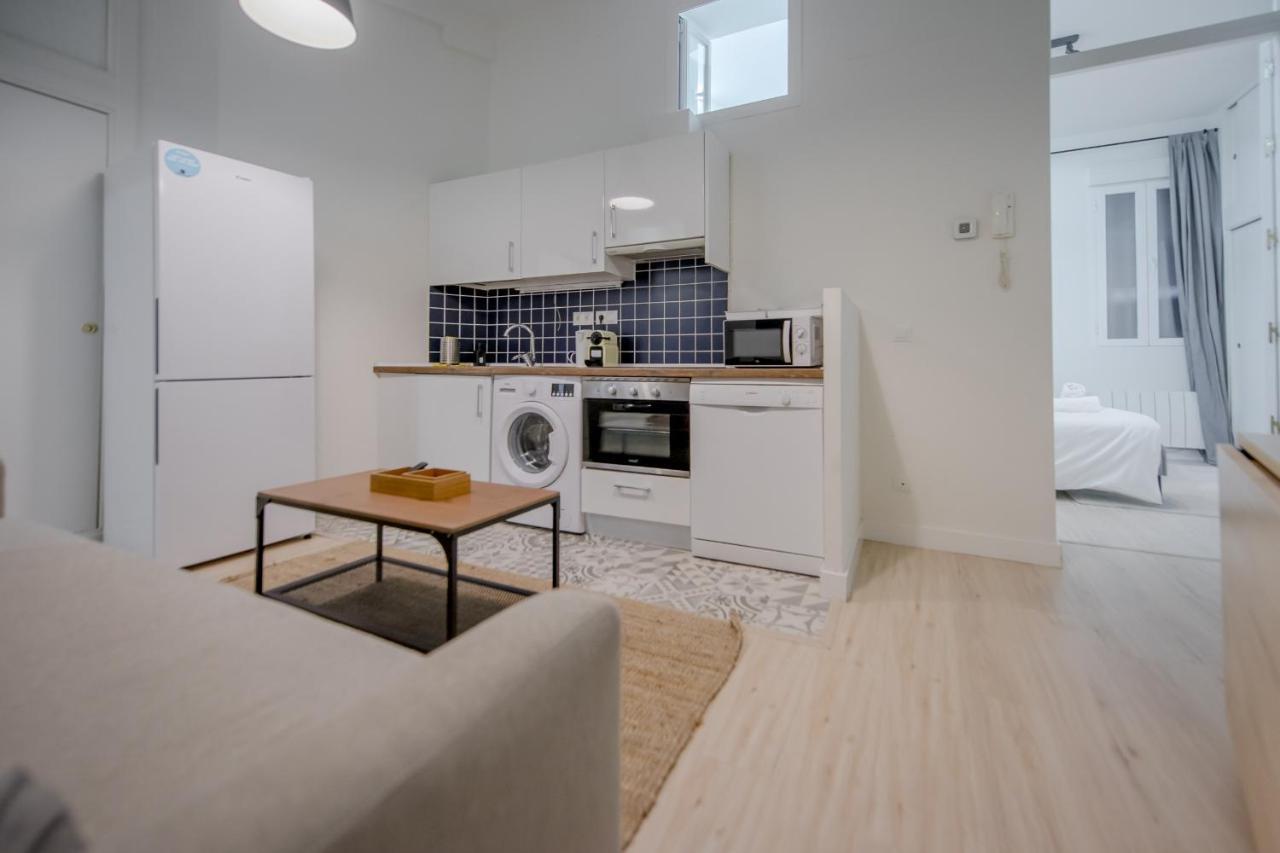 Supercool Apto En El Corazon De Malasana 7Pax Madrid Exterior photo